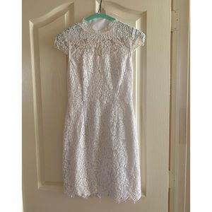 Daphnea White Lace Backless Dress